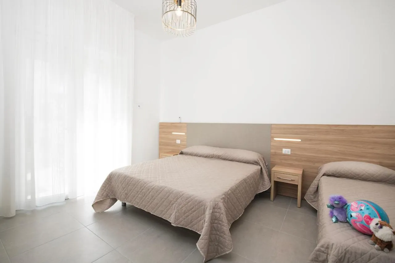 Residence Ondamare Cervia 0*,  Olaszország